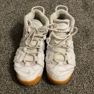 Nike Air More Uptempo Size 5 Y or Women 6.5 - 7 White Bubble Gum